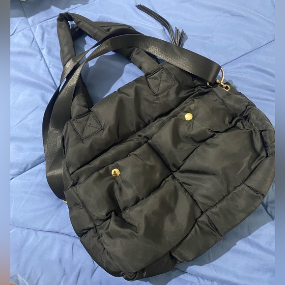 Handbags - 🛍️SALE🛍️Nylon quilted bag(price fixed)
